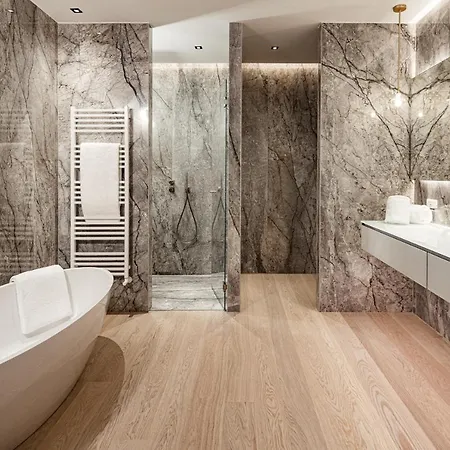 Aria Retreat & - The Leading Of The World, Located Within Parco San Marco